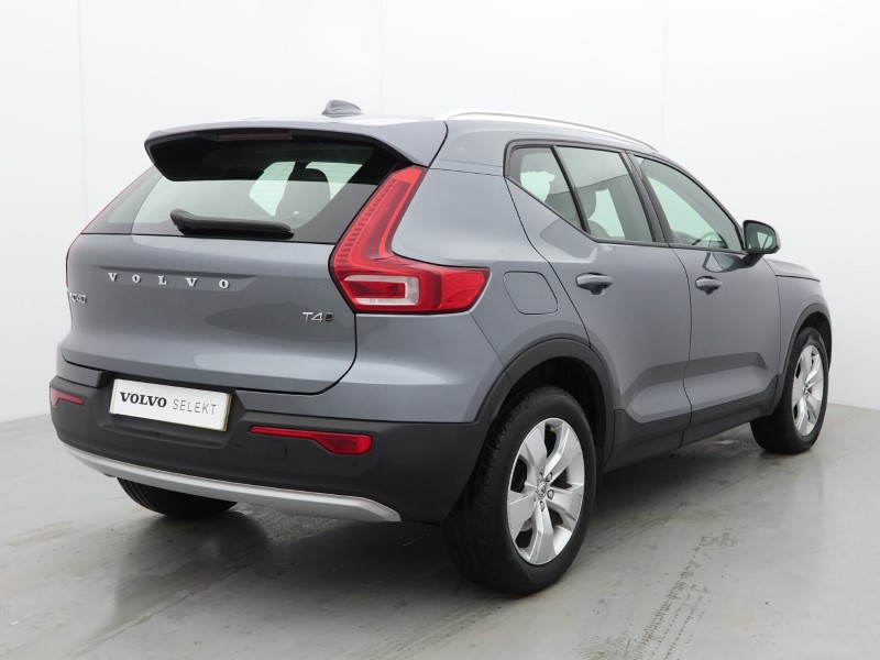 2019 (19) VOLVO XC40 2.0 T4 Momentum Pro 5dr AWD Geartronic 4778182