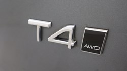 2019 (19) VOLVO XC40 2.0 T4 Momentum Pro 5dr AWD Geartronic 4778225