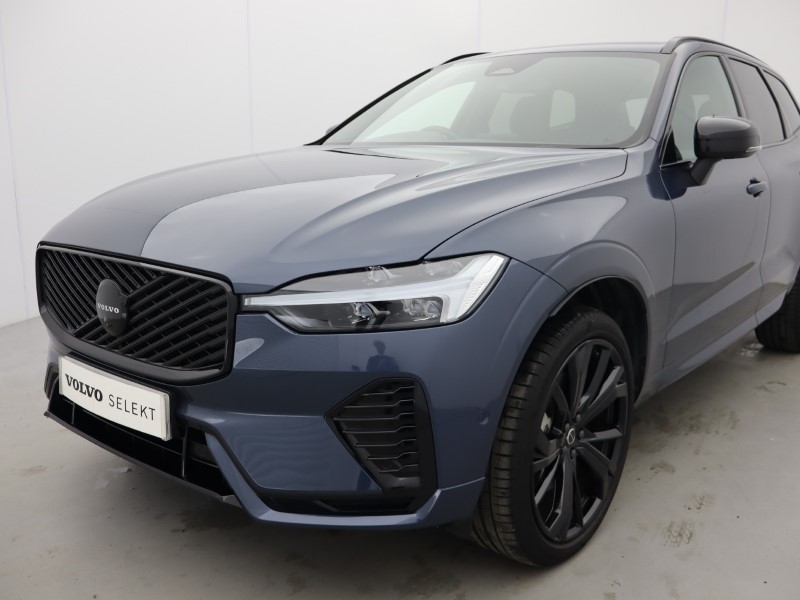 2025 (75) VOLVO XC60 2.0 B5P Plus Black Edition 5dr AWD Geartronic *VAT QUALIFYING* 5426502