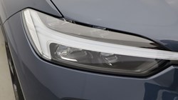 2025 (75) VOLVO XC60 2.0 B5P Plus Black Edition 5dr AWD Geartronic *VAT QUALIFYING* 5426500