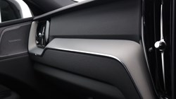 2025 (75) VOLVO XC60 2.0 B5P Plus Black Edition 5dr AWD Geartronic *VAT QUALIFYING* 5426555