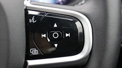 2025 (75) VOLVO XC60 2.0 B5P Plus Black Edition 5dr AWD Geartronic *VAT QUALIFYING* 5426543