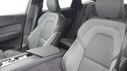 2025 (75) VOLVO XC60 2.0 B5P Plus Black Edition 5dr AWD Geartronic *VAT QUALIFYING* 5426520