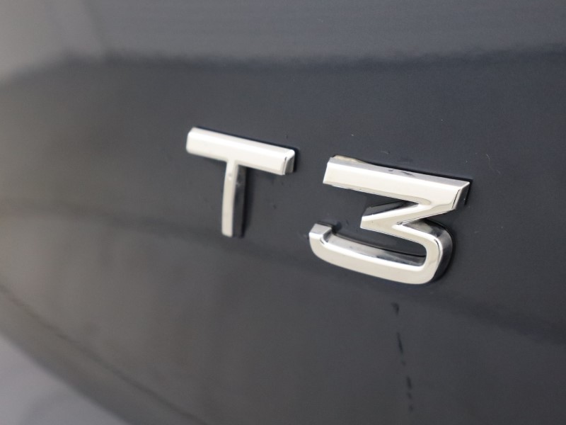 2021 (71) VOLVO XC40 1.5 T3 [163] Momentum 5dr Geartronic 4787826