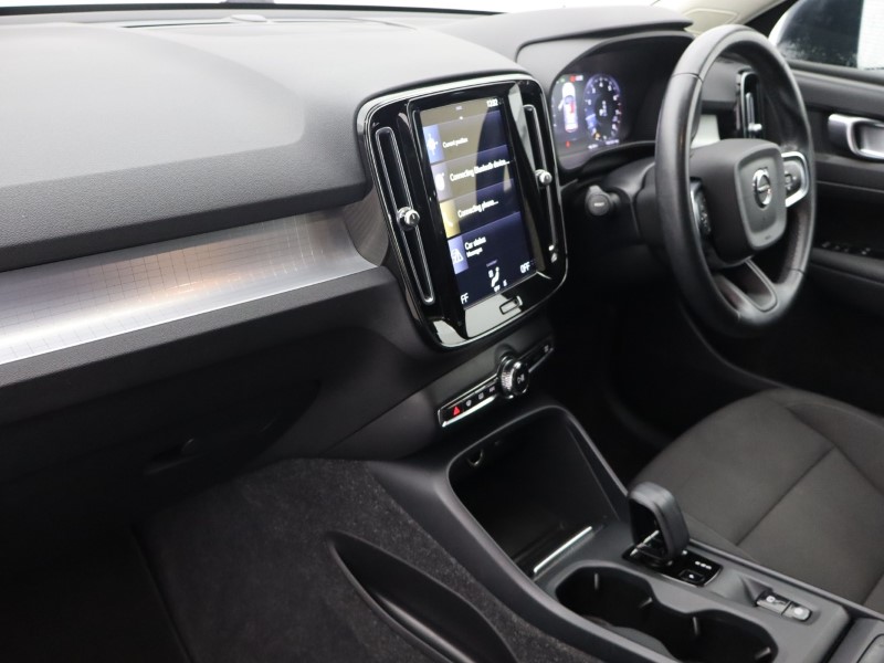 2021 (71) VOLVO XC40 1.5 T3 [163] Momentum 5dr Geartronic 4787844
