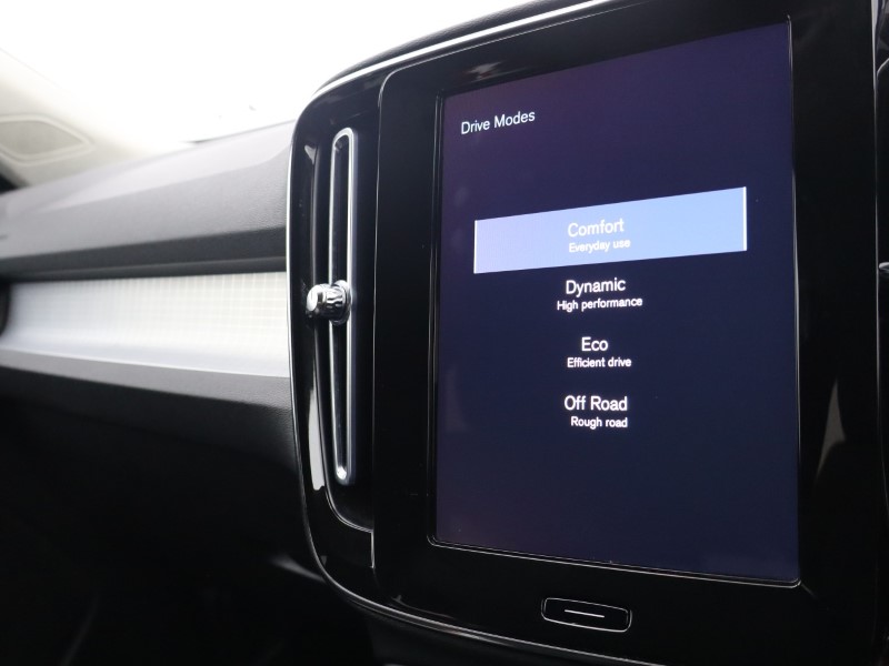 2021 (71) VOLVO XC40 1.5 T3 [163] Momentum 5dr Geartronic 4787858