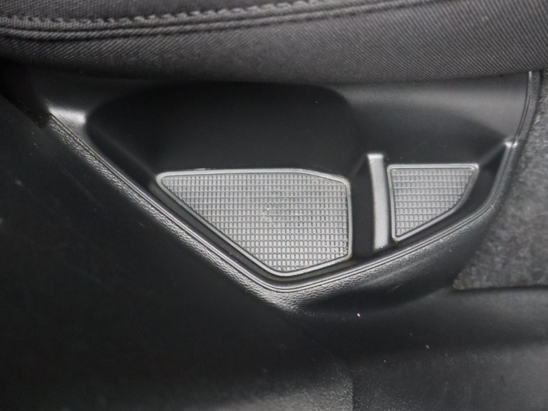 2021 (71) VOLVO XC40 1.5 T3 [163] Momentum 5dr Geartronic 4787845