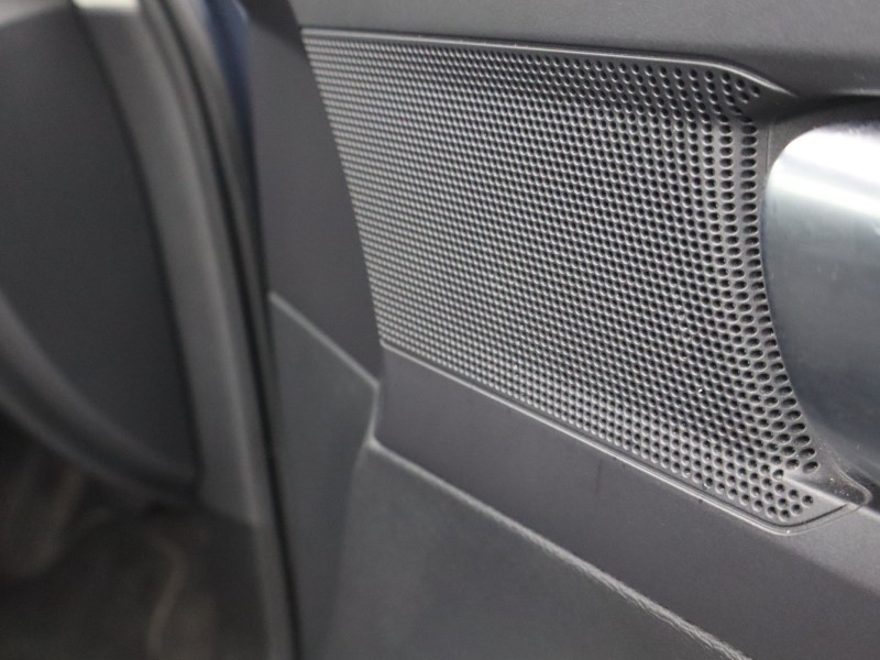 2021 (71) VOLVO XC40 1.5 T3 [163] Momentum 5dr Geartronic 4787835