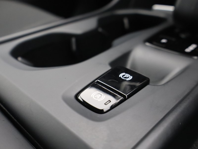 2021 (71) VOLVO XC40 1.5 T3 [163] Momentum 5dr Geartronic 4787860