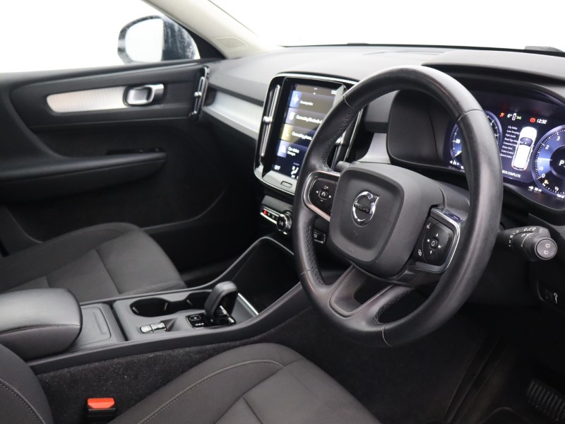 2021 (71) VOLVO XC40 1.5 T3 [163] Momentum 5dr Geartronic 4787838