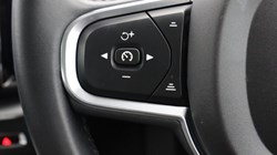 2022 (72) VOLVO XC60 2.0 B5P Core 5dr AWD Geartronic 4784203