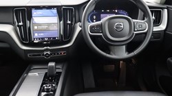 2022 (72) VOLVO XC60 2.0 B5P Core 5dr AWD Geartronic 4784201