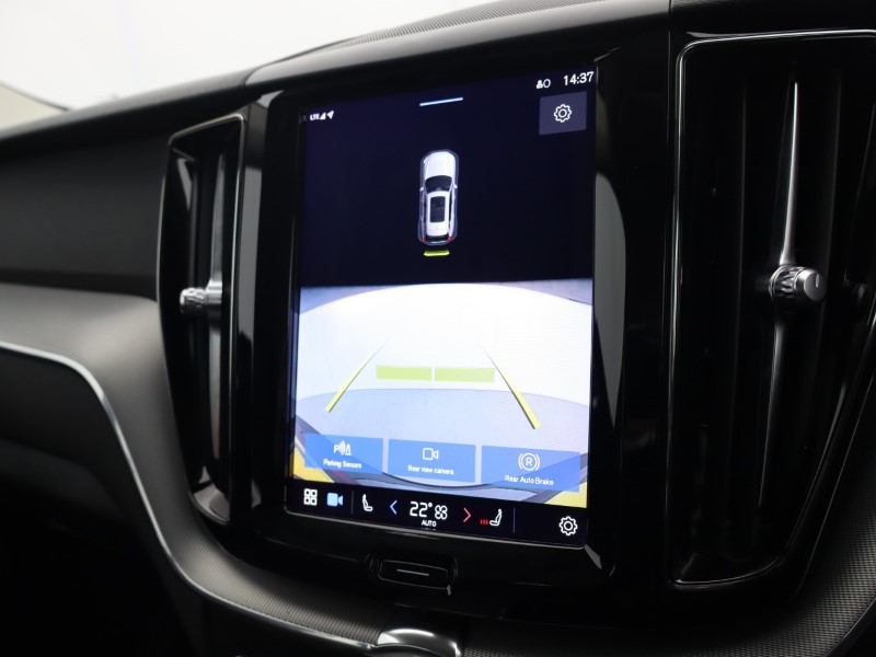 2022 (72) VOLVO XC60 2.0 B5P Core 5dr AWD Geartronic 4784208