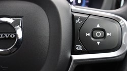2022 (72) VOLVO XC60 2.0 B5P Core 5dr AWD Geartronic 4784204