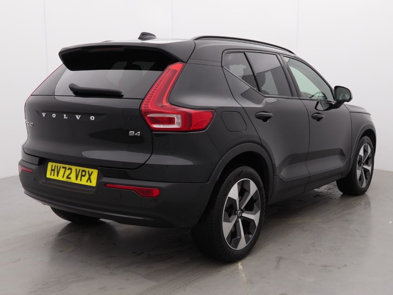 2022 (72) VOLVO XC40 2.0 B4P Ultimate Dark 5dr Auto 4855615