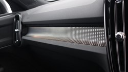 2024 (74) VOLVO XC40 2.0 B3P Plus Dark 5dr Auto 4791118