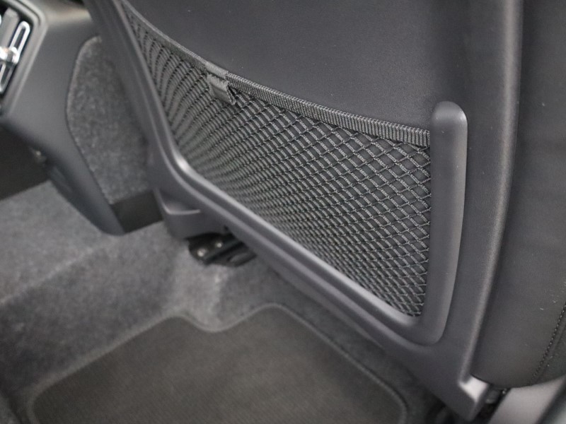 2024 (74) VOLVO XC40 2.0 B3P Plus Dark 5dr Auto 4791103