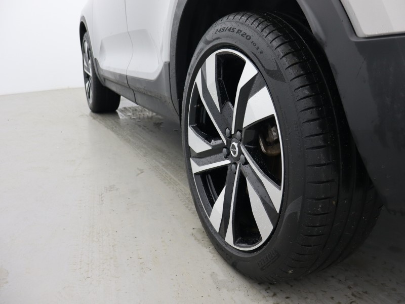 2024 (74) VOLVO XC40 2.0 B3P Plus Dark 5dr Auto 4858693