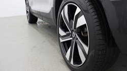2024 (74) VOLVO XC40 2.0 B3P Plus Dark 5dr Auto 4858693