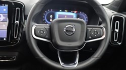 2024 (74) VOLVO XC40 2.0 B3P Plus Dark 5dr Auto 4791108