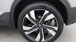 2024 (74) VOLVO XC40 2.0 B3P Plus Dark 5dr Auto 4791074