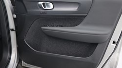 2024 (74) VOLVO XC40 2.0 B3P Plus Dark 5dr Auto 4791089