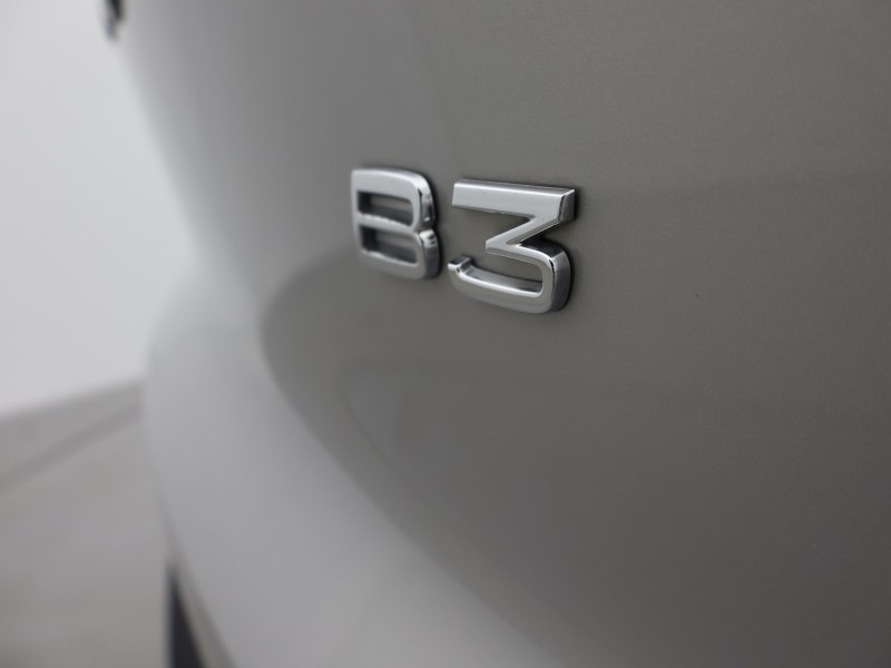 2024 (74) VOLVO XC40 2.0 B3P Plus Dark 5dr Auto 4791068