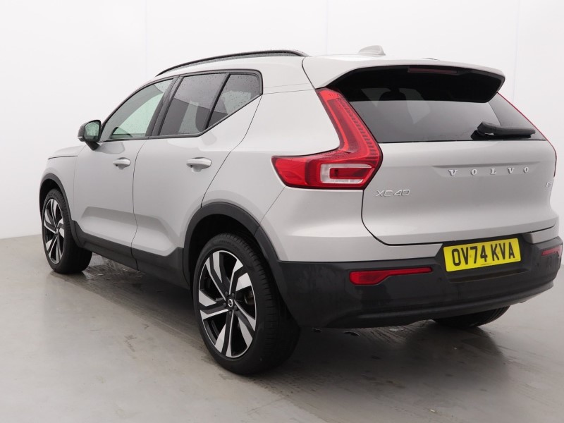 2024 (74) VOLVO XC40 2.0 B3P Plus Dark 5dr Auto 4858678