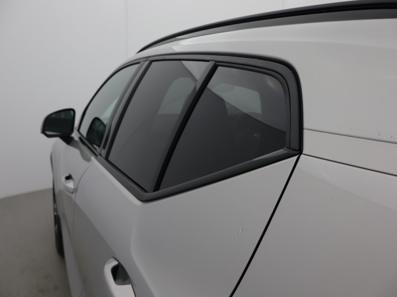 2024 (74) VOLVO XC40 2.0 B3P Plus Dark 5dr Auto 4791073