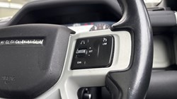 2021 (21) LAND ROVER DEFENDER 3.0 D300 X-Dynamic SE 110 5dr Auto 4820283