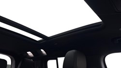 2021 (21) LAND ROVER DEFENDER 3.0 D300 X-Dynamic SE 110 5dr Auto 4820274