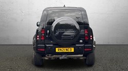 2021 (21) LAND ROVER DEFENDER 3.0 D300 X-Dynamic SE 110 5dr Auto 4820259