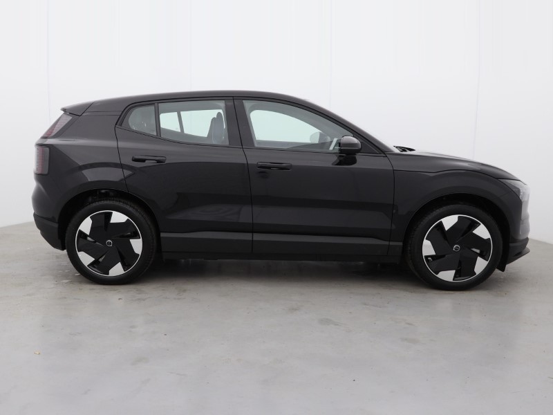 2025 (75) VOLVO EX30 315kW Twin Motor Performance Plus 69kWh 5dr Auto  *VAT QUALIFYING* 4815755