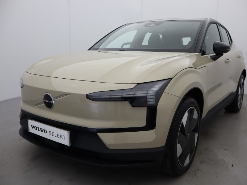 2025 (75) VOLVO EX30 315kW Twin Motor Performance Plus 69kWh 5dr Auto  *VAT QUALIFYING* 4816542