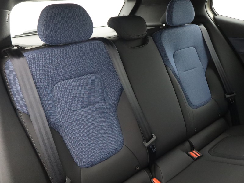 2025 (75) VOLVO EX30 315kW Twin Motor Performance Plus 69kWh 5dr Auto  *VAT QUALIFYING* 4816567