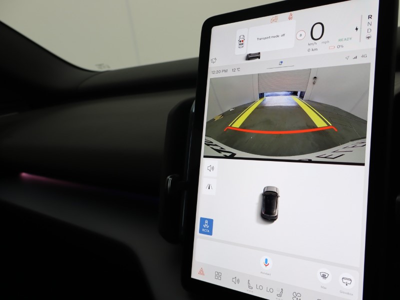 2025 (75) VOLVO EX30 315kW Twin Motor Performance Plus 69kWh 5dr Auto  *VAT QUALIFYING* 4816572