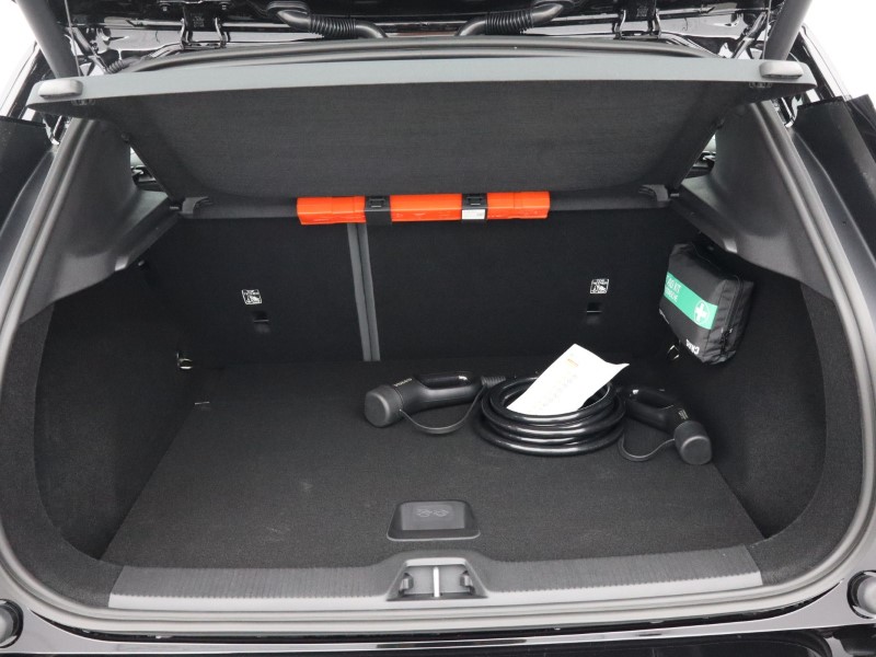 2025 (75) VOLVO EX30 315kW Twin Motor Performance Plus 69kWh 5dr Auto  *VAT QUALIFYING* 4816036