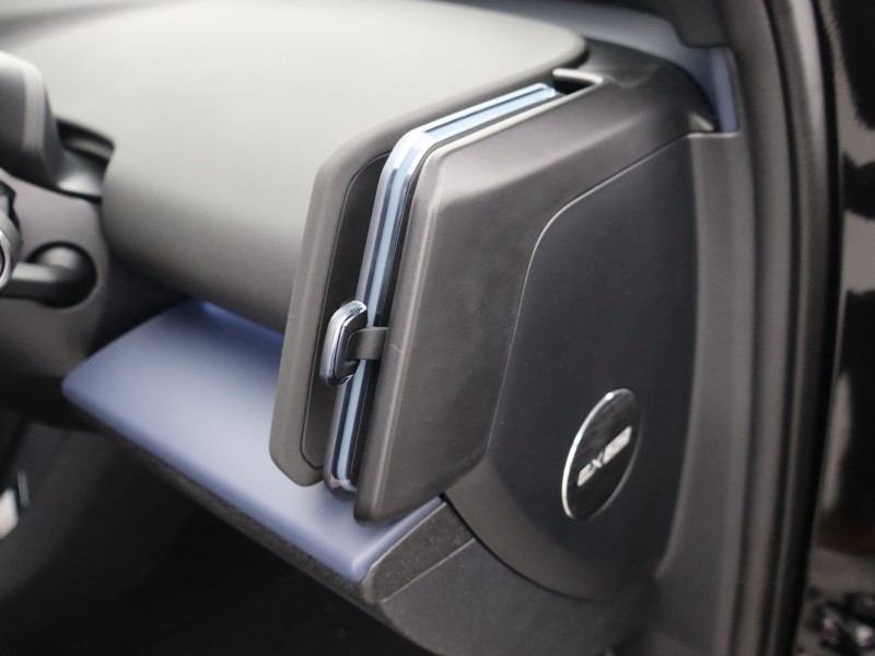 2025 (75) VOLVO EX30 315kW Twin Motor Performance Plus 69kWh 5dr Auto  *VAT QUALIFYING* 4816045