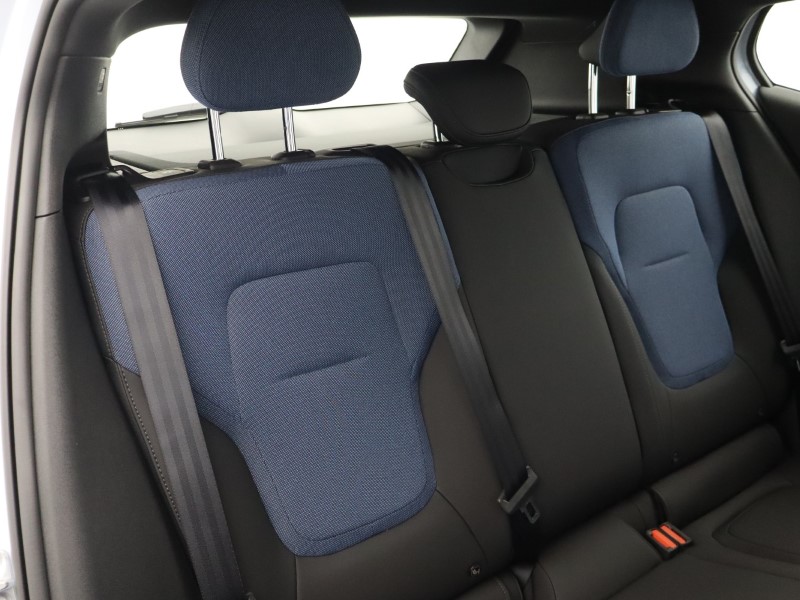 2025 (75) VOLVO EX30 200kW SM Extended Range Plus 69kWh 5dr Auto  *VAT QUALIFYING* 4815196