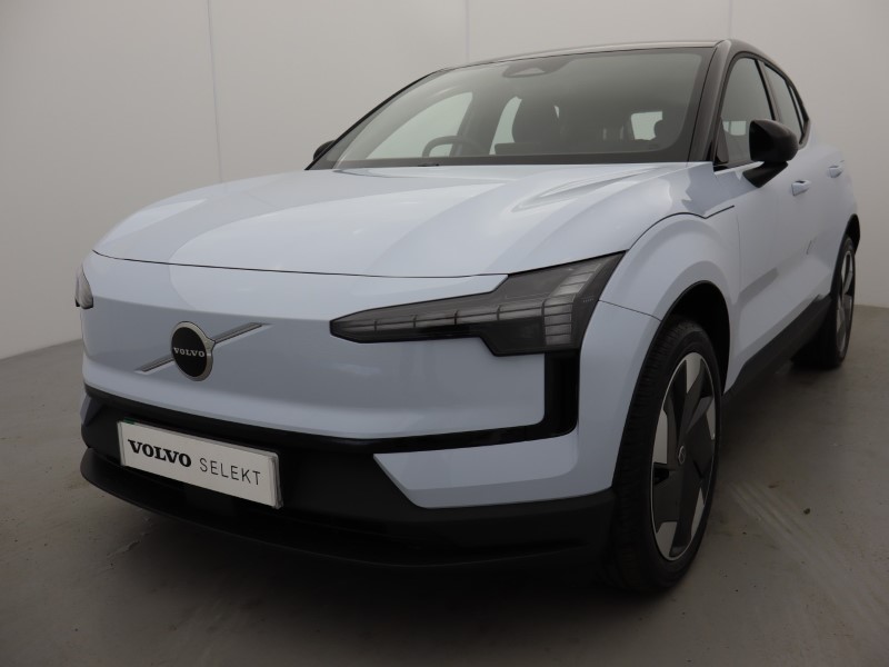 2025 (75) VOLVO EX30 200kW SM Extended Range Plus 69kWh 5dr Auto  *VAT QUALIFYING* 4815172