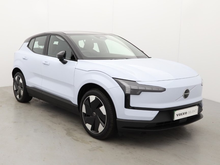 2025 (75) VOLVO EX30 200kW SM Extended Range Plus 69kWh 5dr Auto *VAT QUALIFYING*