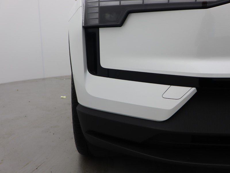 2025 (75) VOLVO EX30 200kW SM Extended Range Plus 69kWh 5dr Auto *VAT QUALIFYING* 4815968