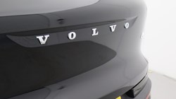 2024 (74) VOLVO XC40 2.0 B4P Plus Dark 5dr Auto 4796193