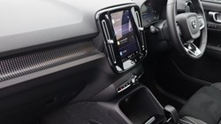 2024 (74) VOLVO XC40 2.0 B4P Plus Dark 5dr Auto 4796221