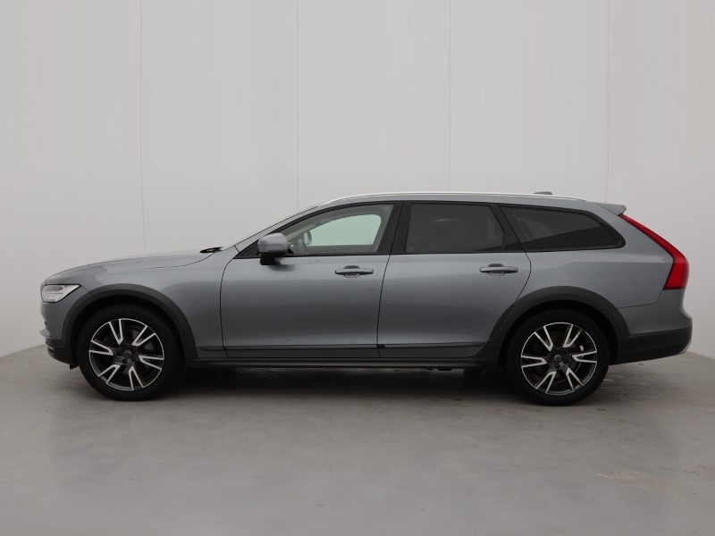 2020 (69) VOLVO V90 2.0 D4 Cross Country Plus 5dr AWD Geartronic 4800785