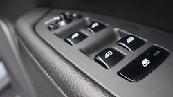 2020 (69) VOLVO V90 2.0 D4 Cross Country Plus 5dr AWD Geartronic 4800807