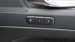 2023 (23) VOLVO XC40 2.0 B4P Plus Dark 5dr AWD Auto 4809989