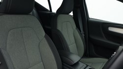 2024 (73) VOLVO XC40 2.0 B3P Core 5dr Auto 4830753