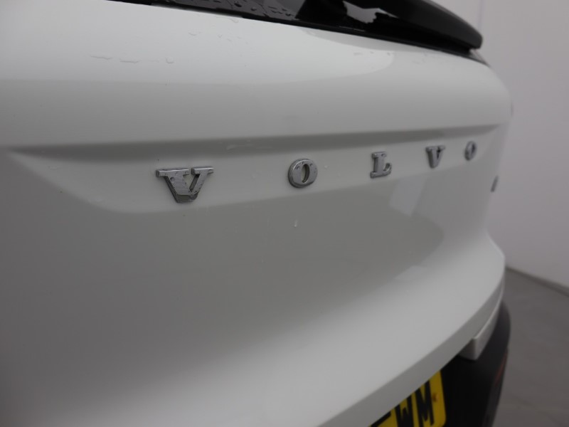 2024 (73) VOLVO XC40 2.0 B3P Core 5dr Auto 4954711