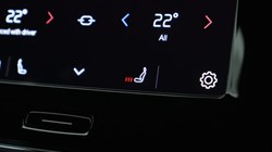 2024 (73) VOLVO XC40 2.0 B3P Core 5dr Auto 4830765